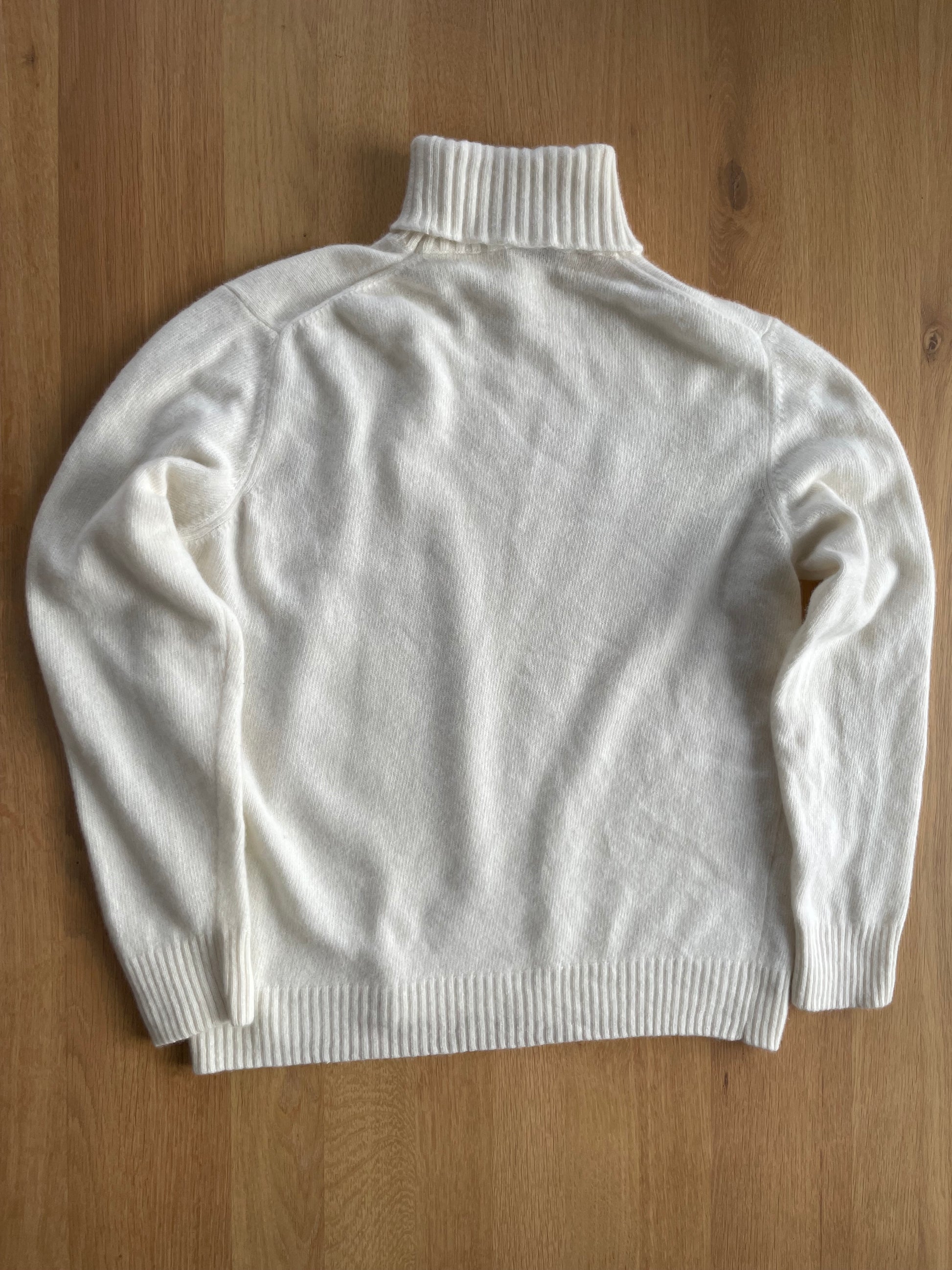 Morgano Cream Rollneck, size S